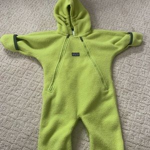 Patagonia fleece bunting